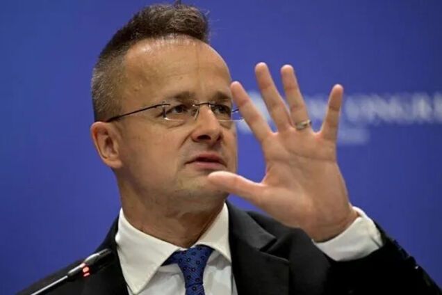 Венгрия требует снять санкции ЕС с нескольких российских олигархов