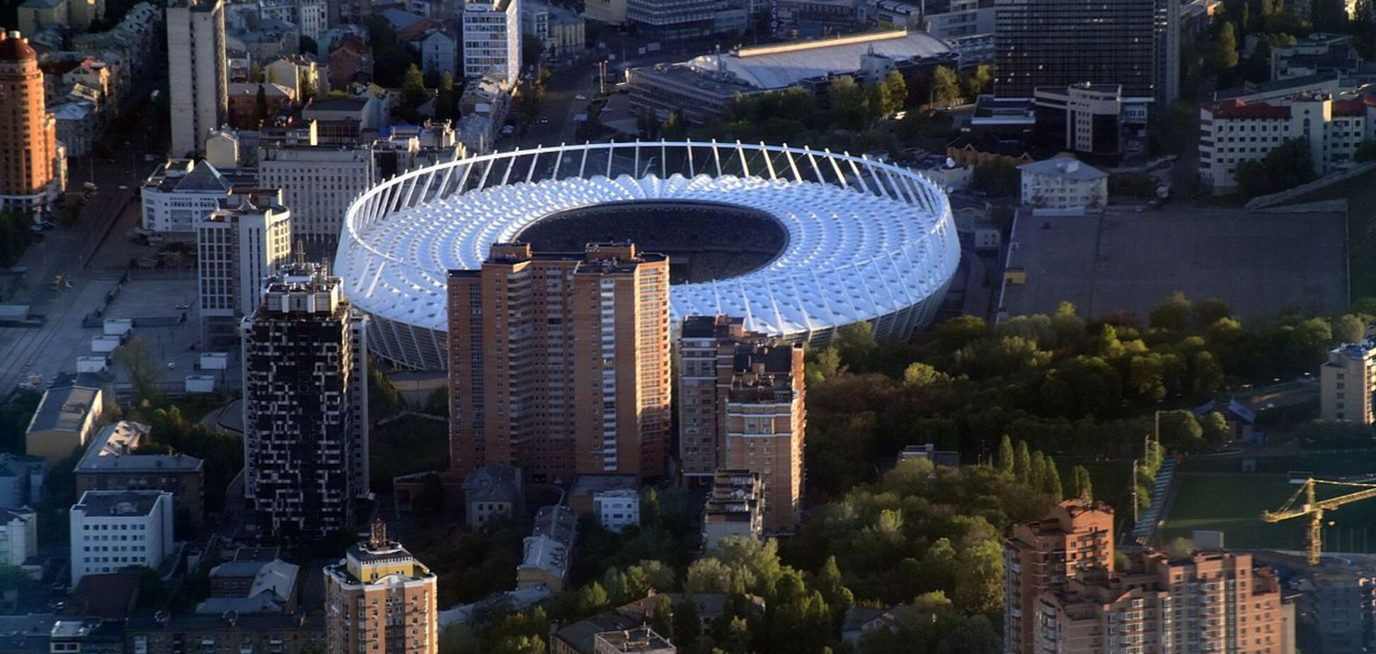 Городи з картоплею замість Палацу спорту: який вигляд мала вулиця Еспланадна в Києві у 1890-х. Унікальне фото