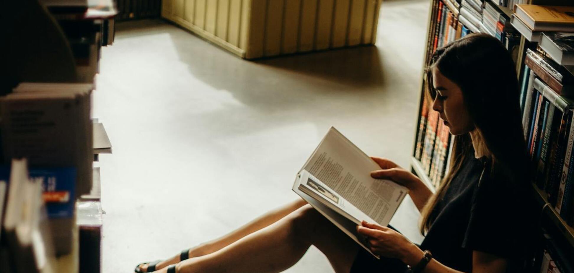 Как сказать на украинском "в угоду": правильный перевод