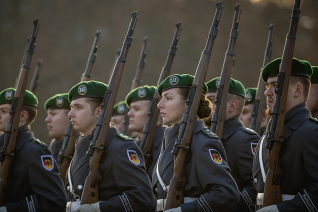 'Сильный сигнал': Писториус заявил об историческом дне для Германии и войска