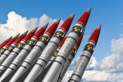 'Серьезный сдерживающий фактор': лидеры Литвы, Латвии и Польши отреагировали на идею французского 'ядерного зонтика' над Европой. Видео