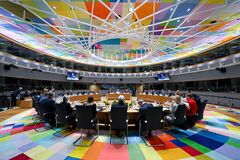 Применить все необходимые инструменты для усиления безопасности ЕС: что принял Евросовет на спецзаседании 6 марта