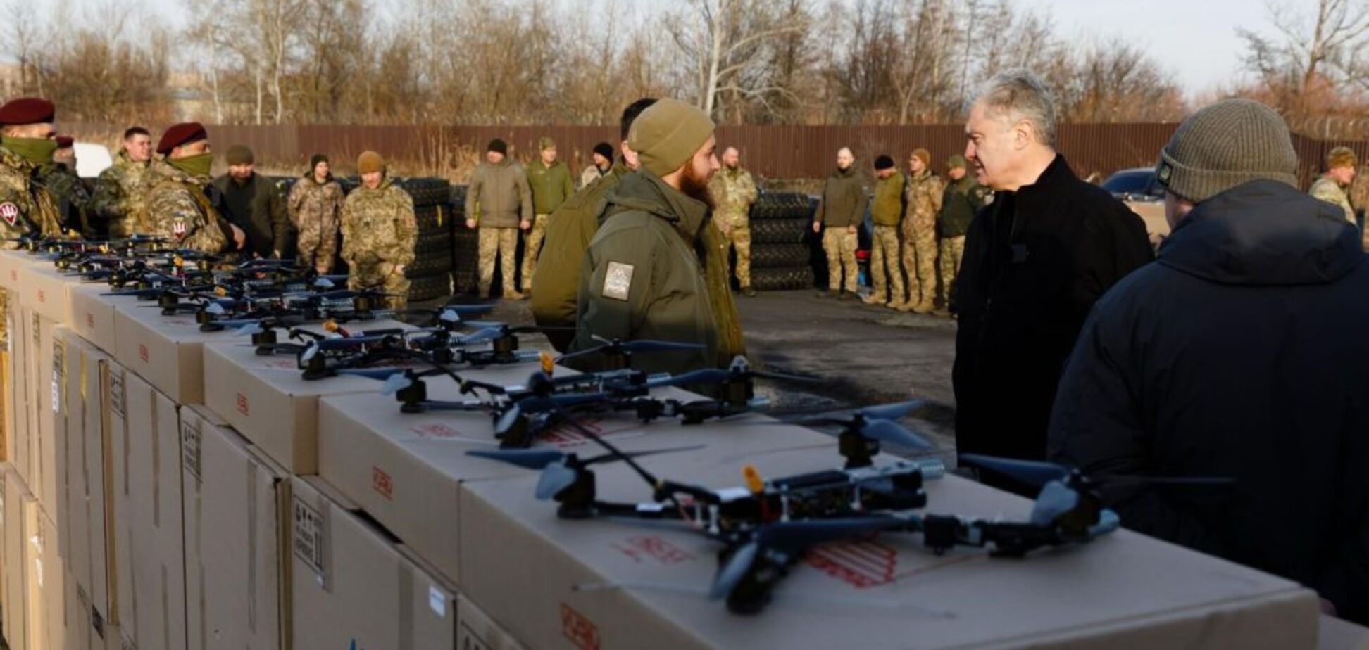 Защитники Украины получили на фронте новую партию помощи от Порошенко