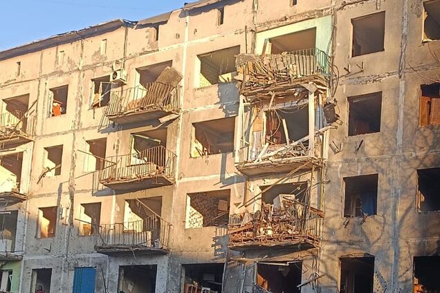 'Подла и бесчеловечная тактика': Зеленский отреагировал на удар РФ по Доброполью, в результате которого погибли 11 человек. Фото