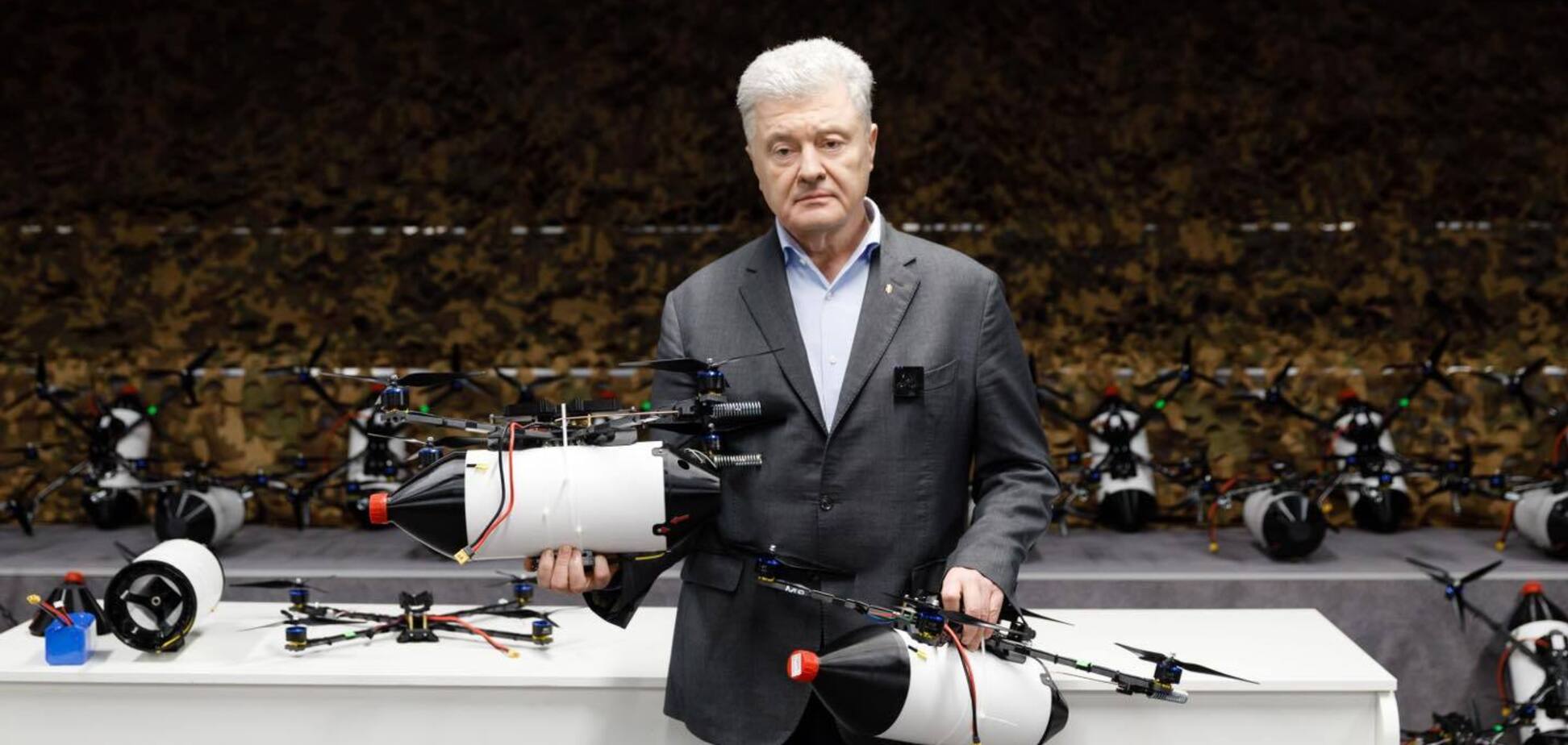 'Ми наближаємо мир через силу': Порошенко передав на фронт першу партію нових дронів на оптоволокні