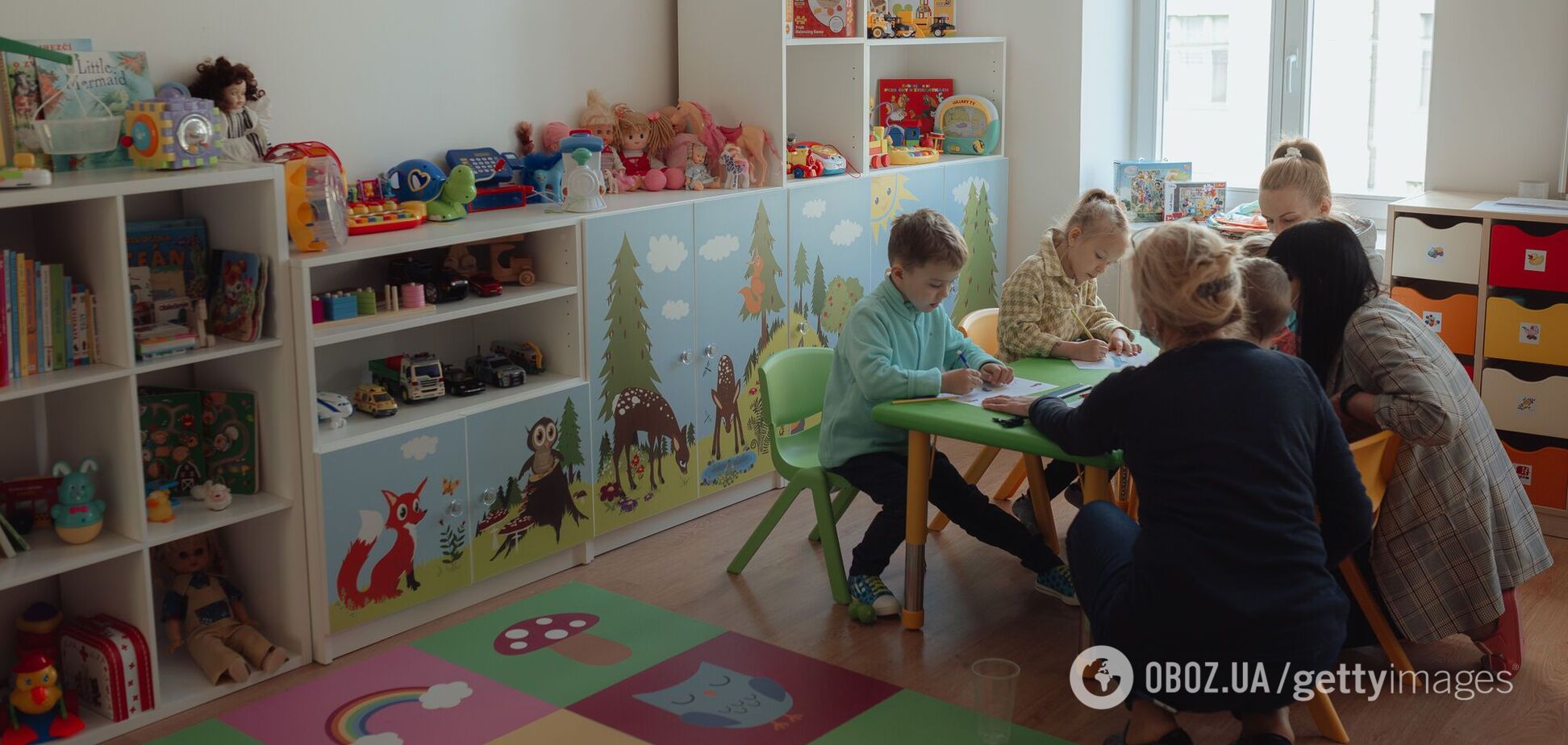 'Воспитатель не должен класть деньги из своего кармана': заместитель Лисового объяснила возмутительную ситуацию в детсадах