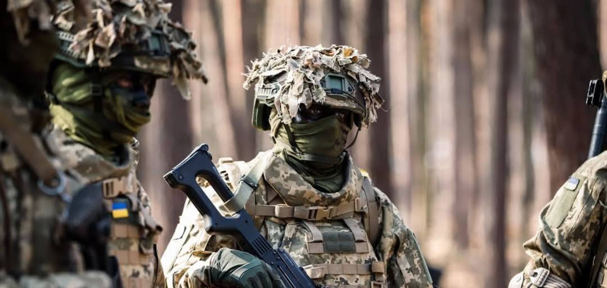 На Волчанское направление оккупанты завозят свежие резервы и подтягивают технику: военный рассказал о ситуации