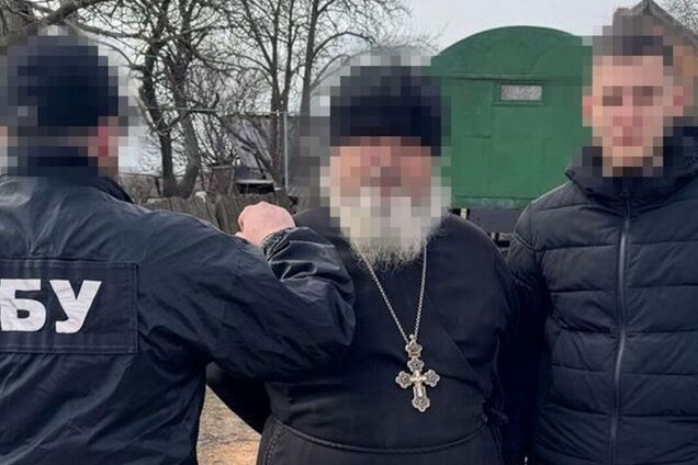СБУ затримала клірика УПЦ МП, який працював на ФСБ в обмін на 'евакуацію' родини до Росії. Фото