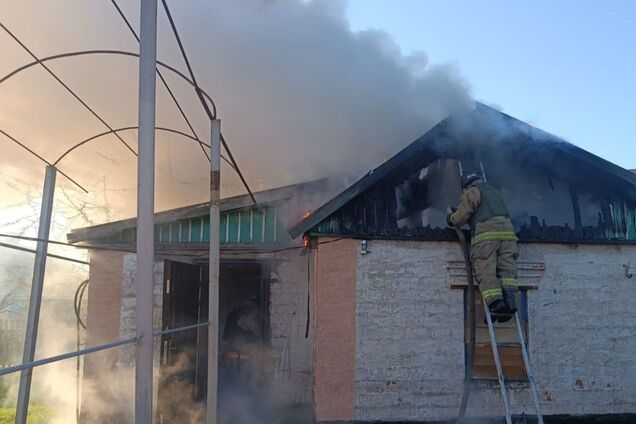 Оккупанты ударили по Никополю, пострадали 13 человек: среди раненых – подросток. Фото