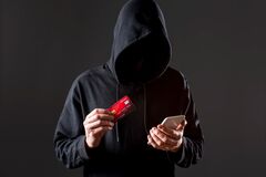 Украинцы получают подозрительные сообщения якобы от 'Укрпочты'