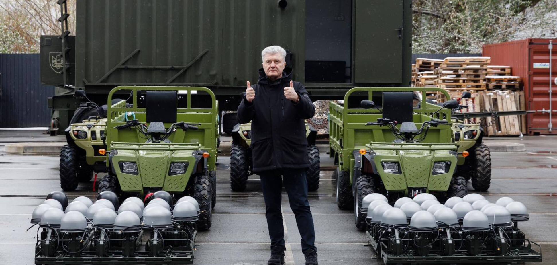 Нас никто не остановит: Порошенко везет морпехам дроны, РЭБы и квадроциклы