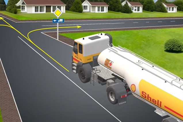 Куда может продолжить движение бензовоза? Задания на знание ПДД