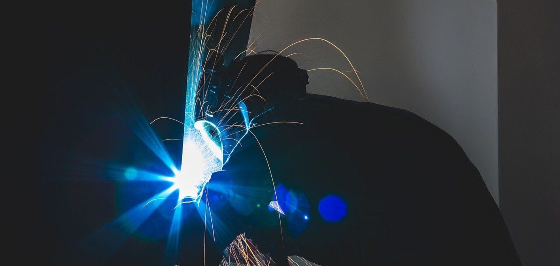 Увольнять с работы будут чаще, чем нанимать: украинцам рассказали, к чему готовиться