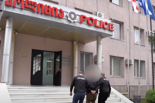 Погрожували вбивством: у Грузії затримали чоловіків, які вимагали $180 000 в українця