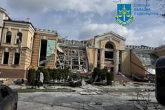 Макрон об ударе РФ по Сумам: нужны решительные меры