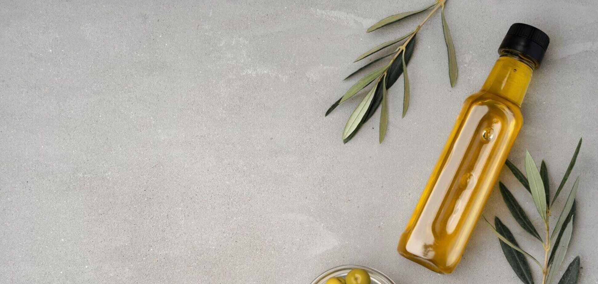 Чи варто щодня пити оливкову олію: експерт розкритикував вірусну пораду