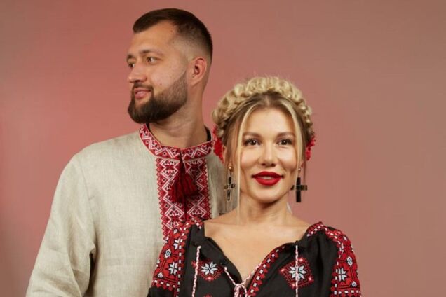 'Редко, но пишет': Alena Omargalieva ответила, увидится ли когда-нибудь со свекровью, живущей в России, и раскрыла ее политическую позицию