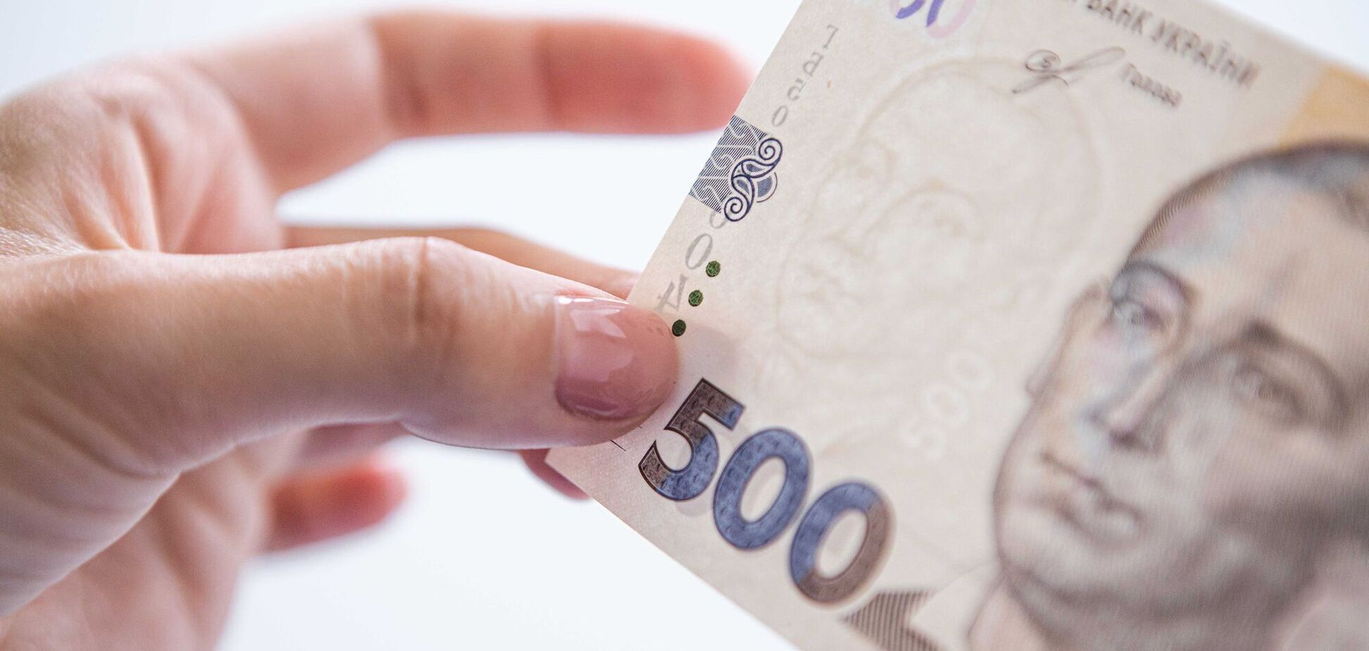 Обещают мгновенные выплаты "от Красного Креста": среди украинцев распространяется опасная афера