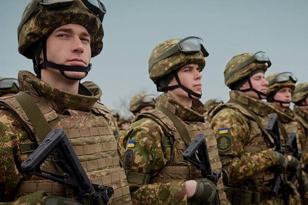 Минобороны увеличило количество вакансий, по которым можно подписать контракт по программе '18-24'