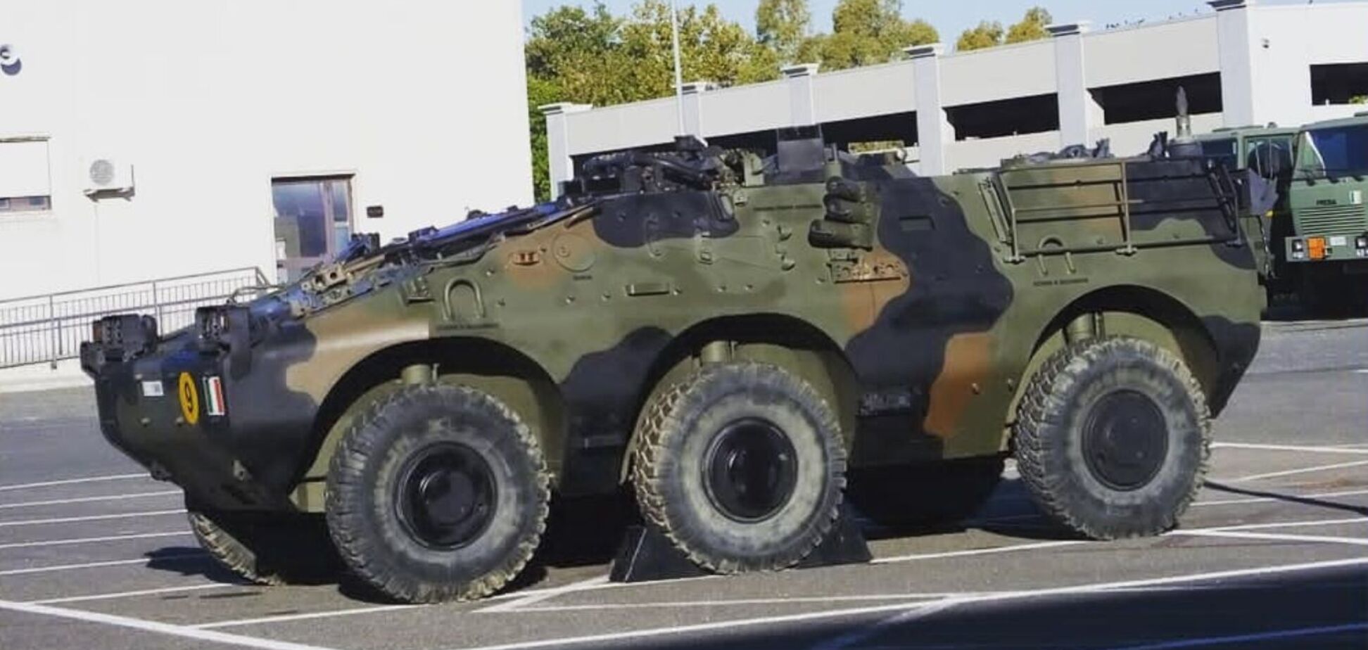 Вперше у бойових умовах: у мережі з'явилися рідкісні світлини італійського БТР Puma