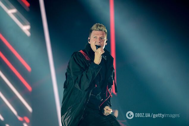 Участника Backstreet Boys, которого назвали одним из самых красивых мужчин планеты, обвинили в сексуальном насилии: подробности и реакция