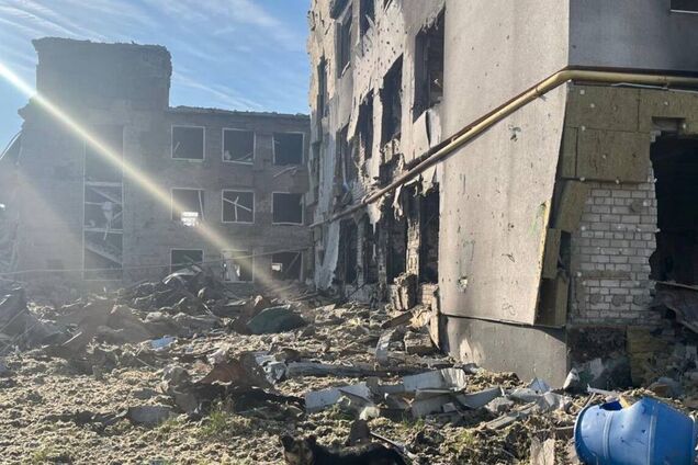 Окупанти завдали комбінованого удару по Ізюму: постраждали семеро людей, серед них – дитина. Фото