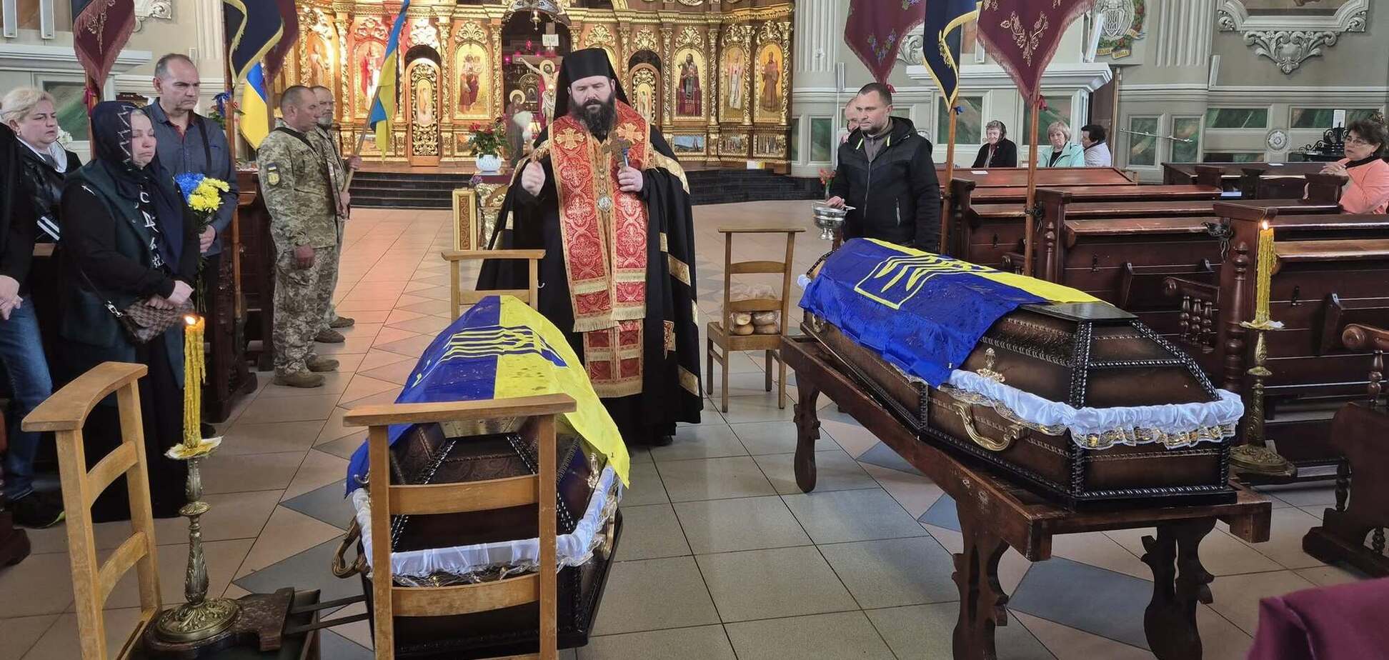 Громада в скорби: на Львовщине простились с двоюродными братьями-Героями. Фото