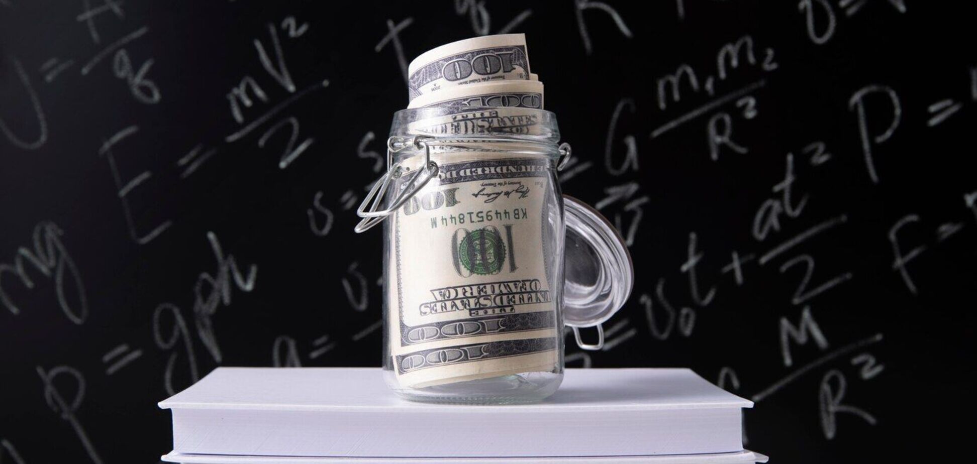 Что будет в ближайшие месяцы с курсом доллара