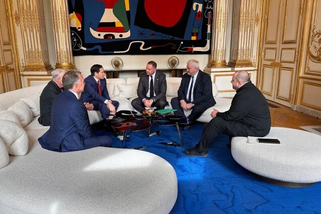 Полное прекращение огня и 'красные линии': в Le Monde раскрыли детали переговоров в Париже по установлению мира в Украине