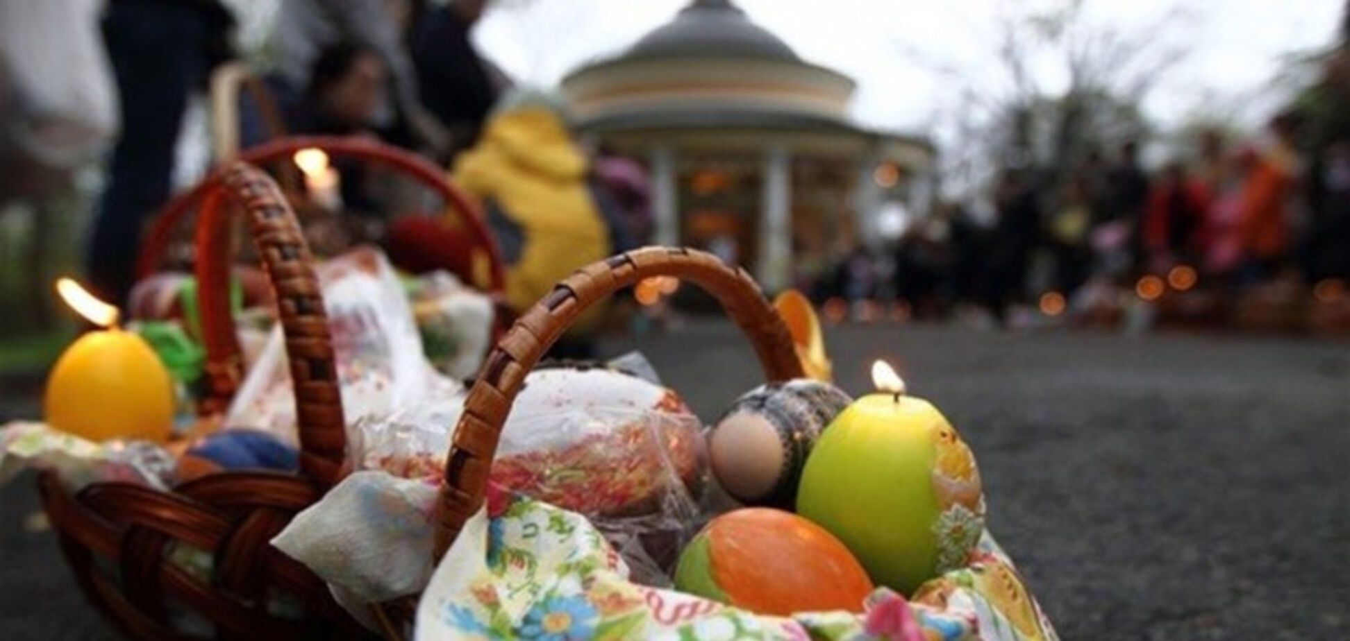 Идти в храм или просто освятить паску: митрополит Драбинко высказался о праздновании Пасхи в условиях войны