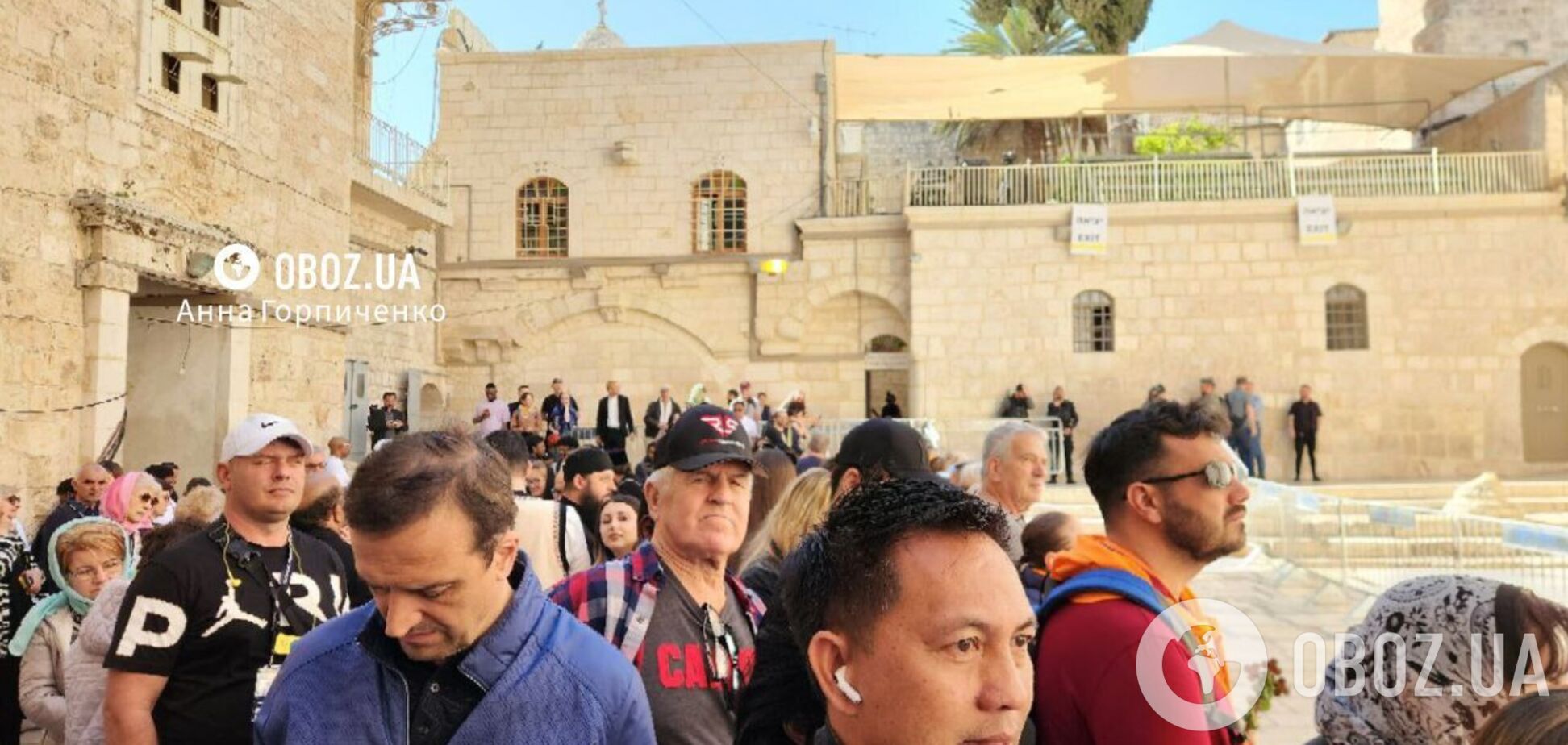 Тисячі людей чекатимуть дива: хто може потрапити на церемонію сходження Благодатного вогню в Єрусалимі і як все відбувається