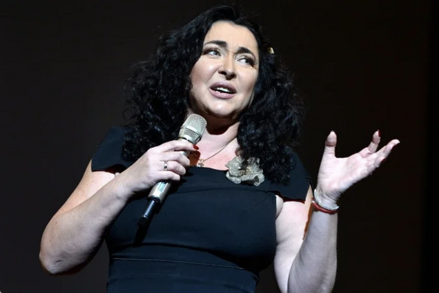 'Моїй дитині це нафіг не потрібне': зрадниця Лоліта поскаржилася на невдалий вклад у Росії, який на старості приносить їй лише збитки