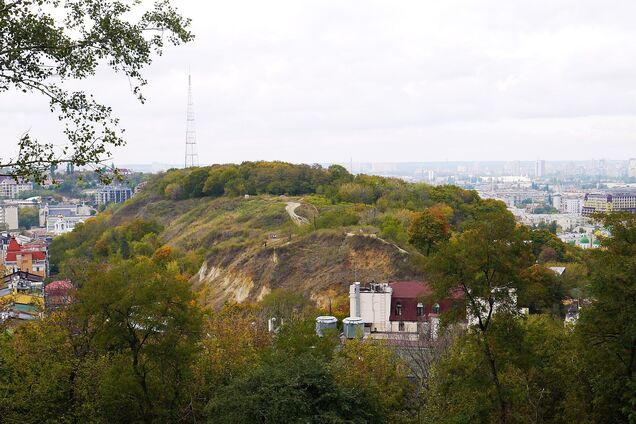 В сети показали, как выглядела одна из мистических гор Киева в 1981 году. Архивное фото