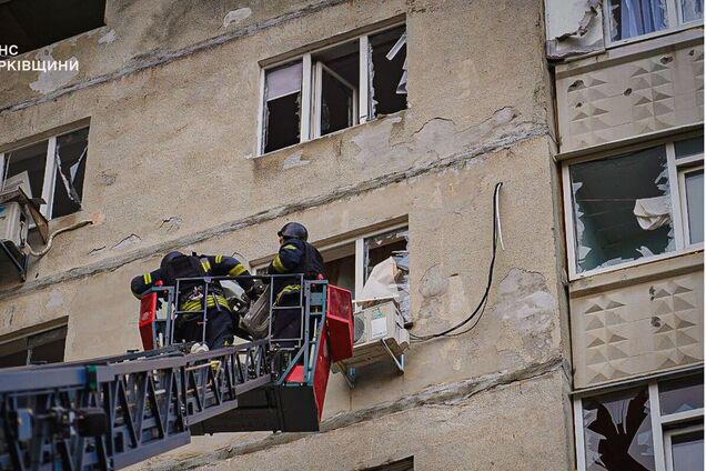 Росія атакувала Харків: дрон 'Молнія' влучив у багатоповерхівку, серед постраждалих є дитина