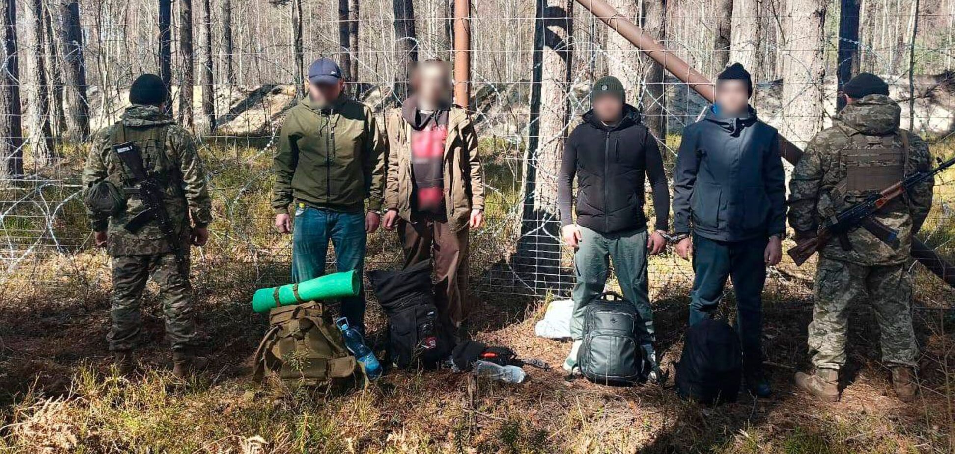 На Волыни пограничники задержали шестерых мужчин, которые хотели незаконно пересечь границу: что им грозит