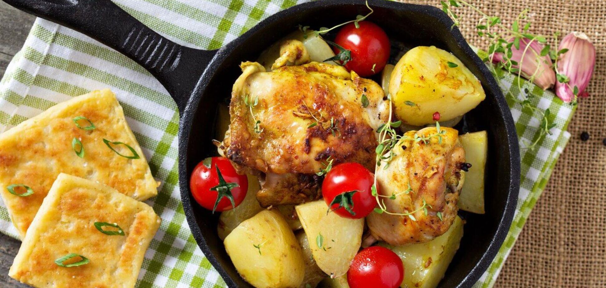 Как вкусно запечь картошку с курицей на ужин: беспроигрышное блюдо, которое понравится всем