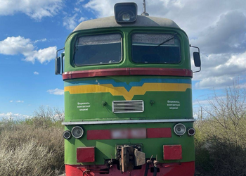 Внезапно выбежал на рельсы: на Закарпатье под колесами поезда погиб 14-летний парень