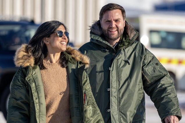 С женой и детьми: Вэнс поедет с четырехдневным рабочим визитом в Индию