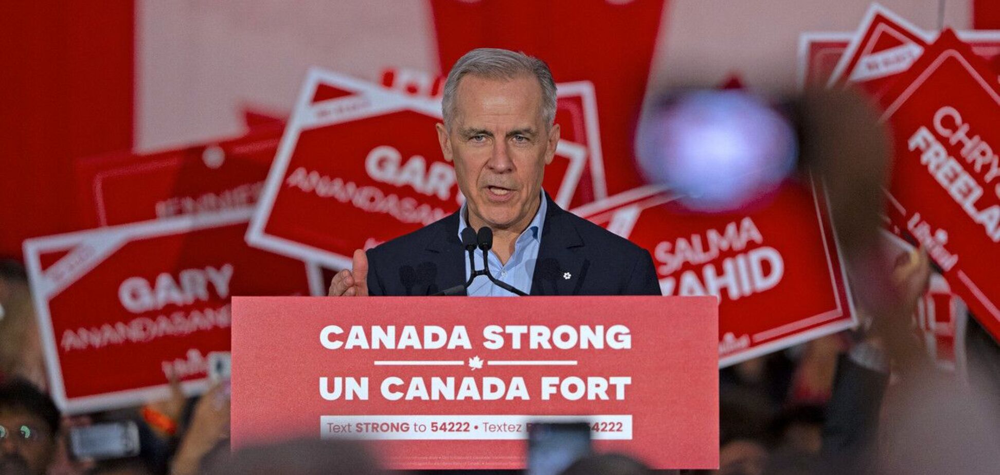 Більше грошей на НАТО, менше – на уряд: прем’єр Канади оприлюднив план боротьби з Трампом