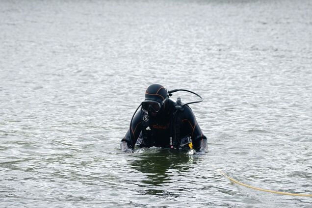 В Киевской области в водоеме обнаружили утопленника. Подробности трагедии и фото