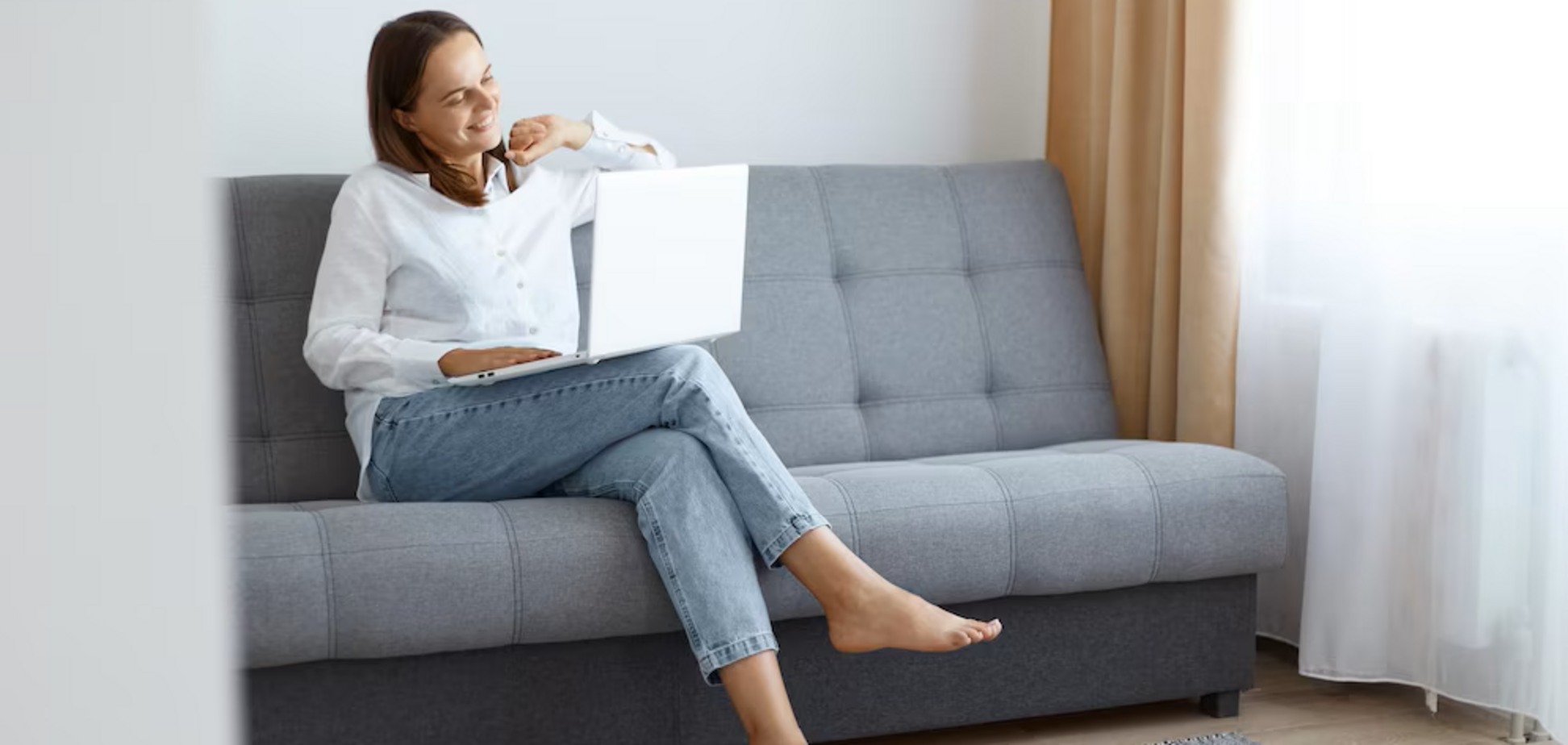 Побічний ефект від тривалого сидіння: вправи, які варто виконувати щодня