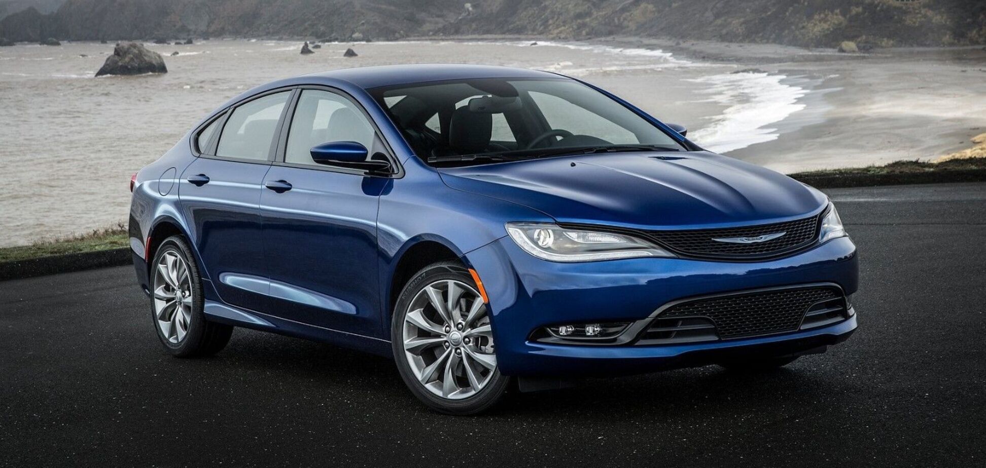 Chrysler 200