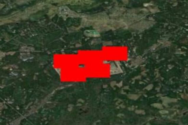 Як різдвяна ялинка: OSINT-аналітики показали масштаби пожежі на складі боєприпасів у Володимирській області РФ. Фото