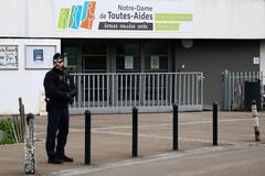 Во Франции подросток устроил резню в школе, погиб старшеклассник, еще двое ранены: все подробности