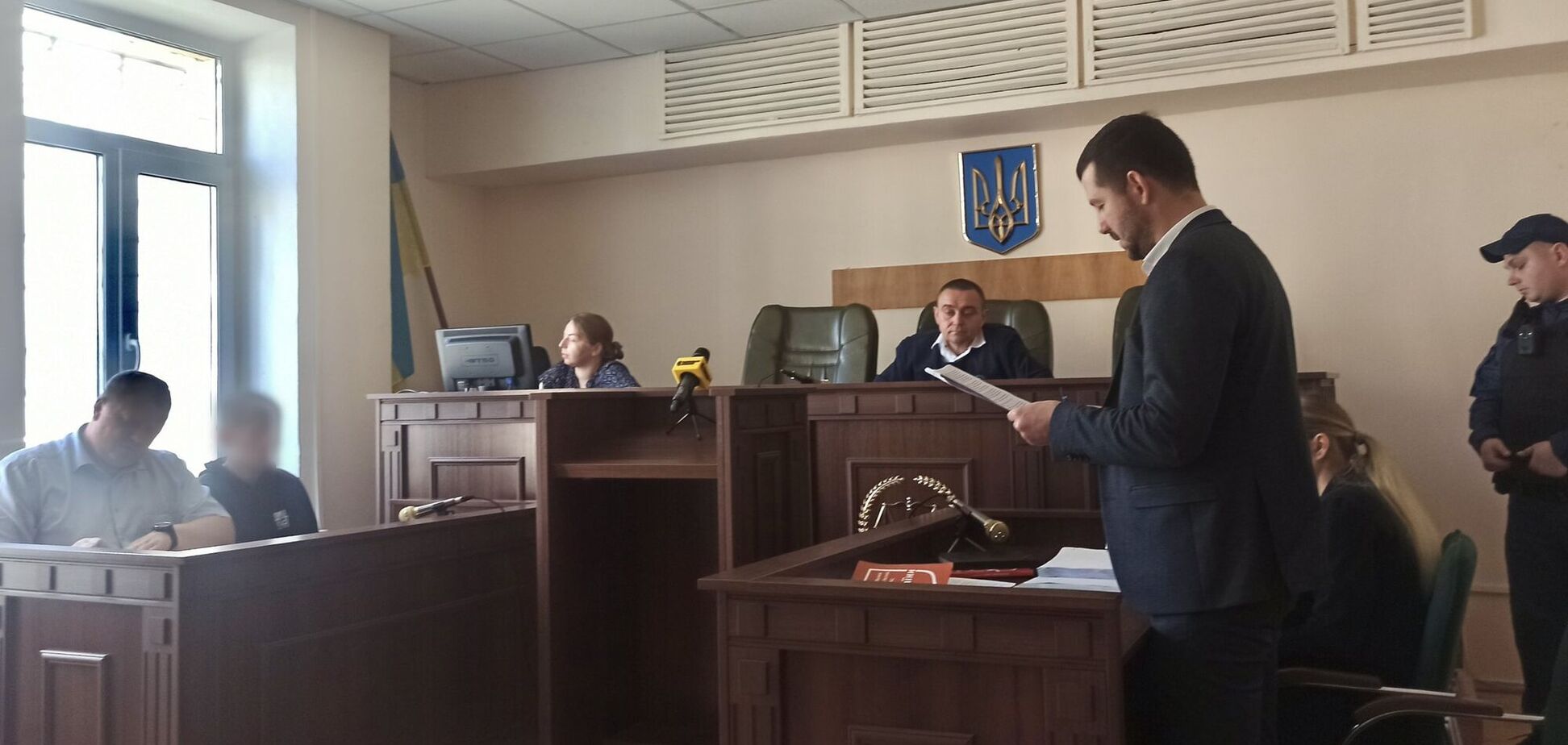 Подросткам, избившим военного в киевском Гидропарке, избрали меру пресечения: что решил суд