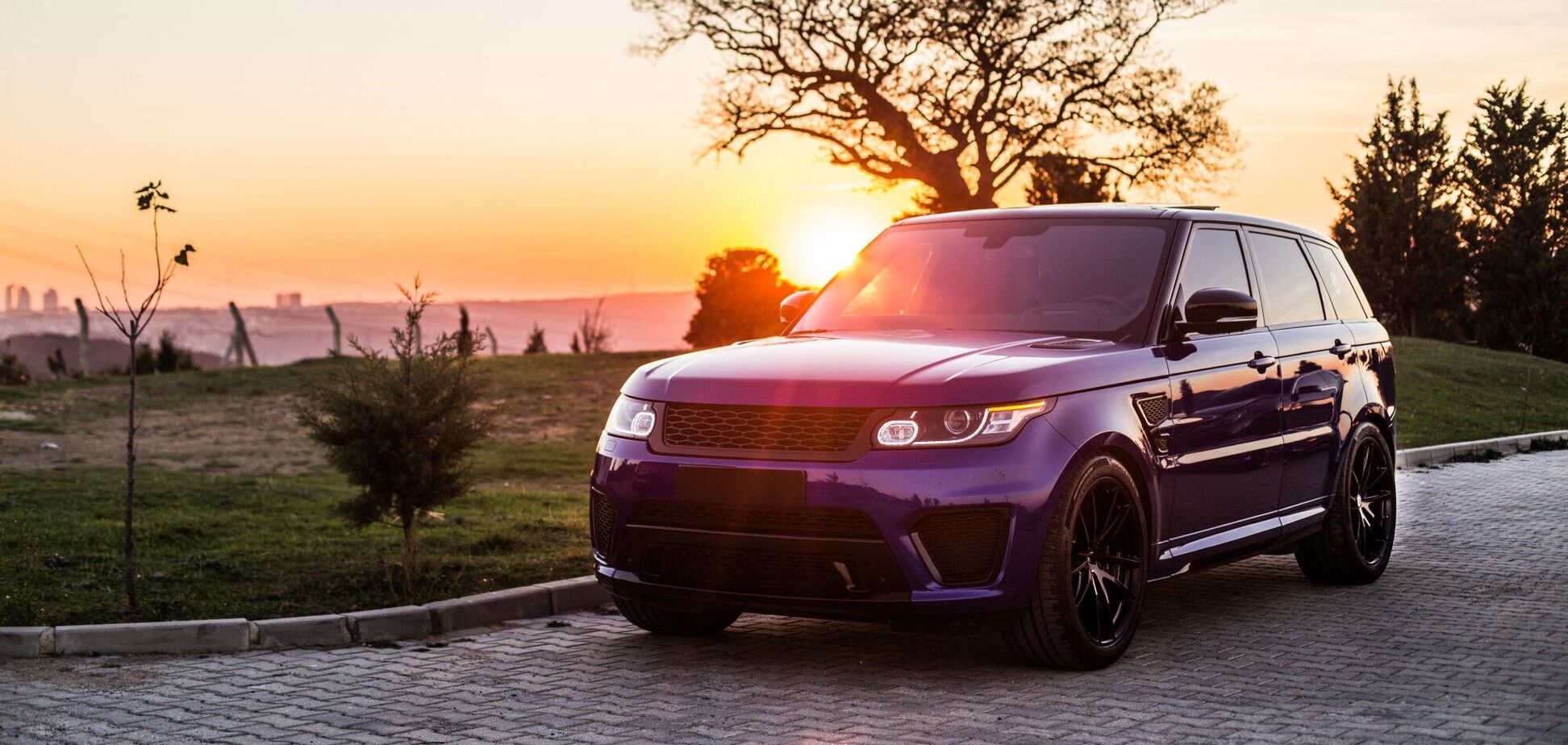 Это опасно: пять вещей, которые нельзя оставлять в авто в жару