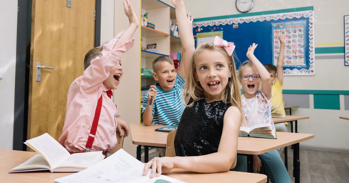 Вчителька поділилась лайфхаком, як підняти учням настрій: що таке ''чарівний стілець''
