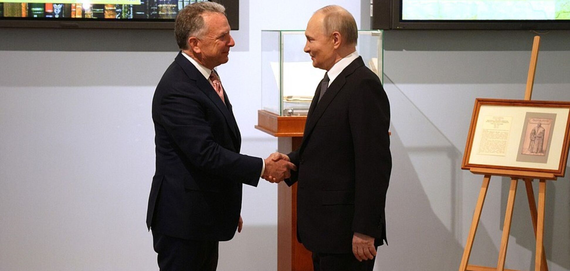 США вимагатимуть від Путіна визнати право України на військову силу – Bloomberg