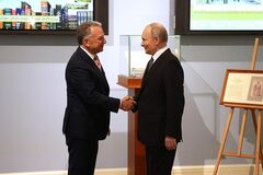 США потребуют от Путина признать право Украины на военную силу – Bloomberg