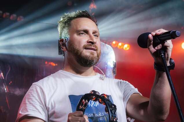 Лідер гурту 'СКАЙ' Олег Собчук уперше після гучного розлучення розповів про нову кохану та відповів, чи готовий з нею одружитися